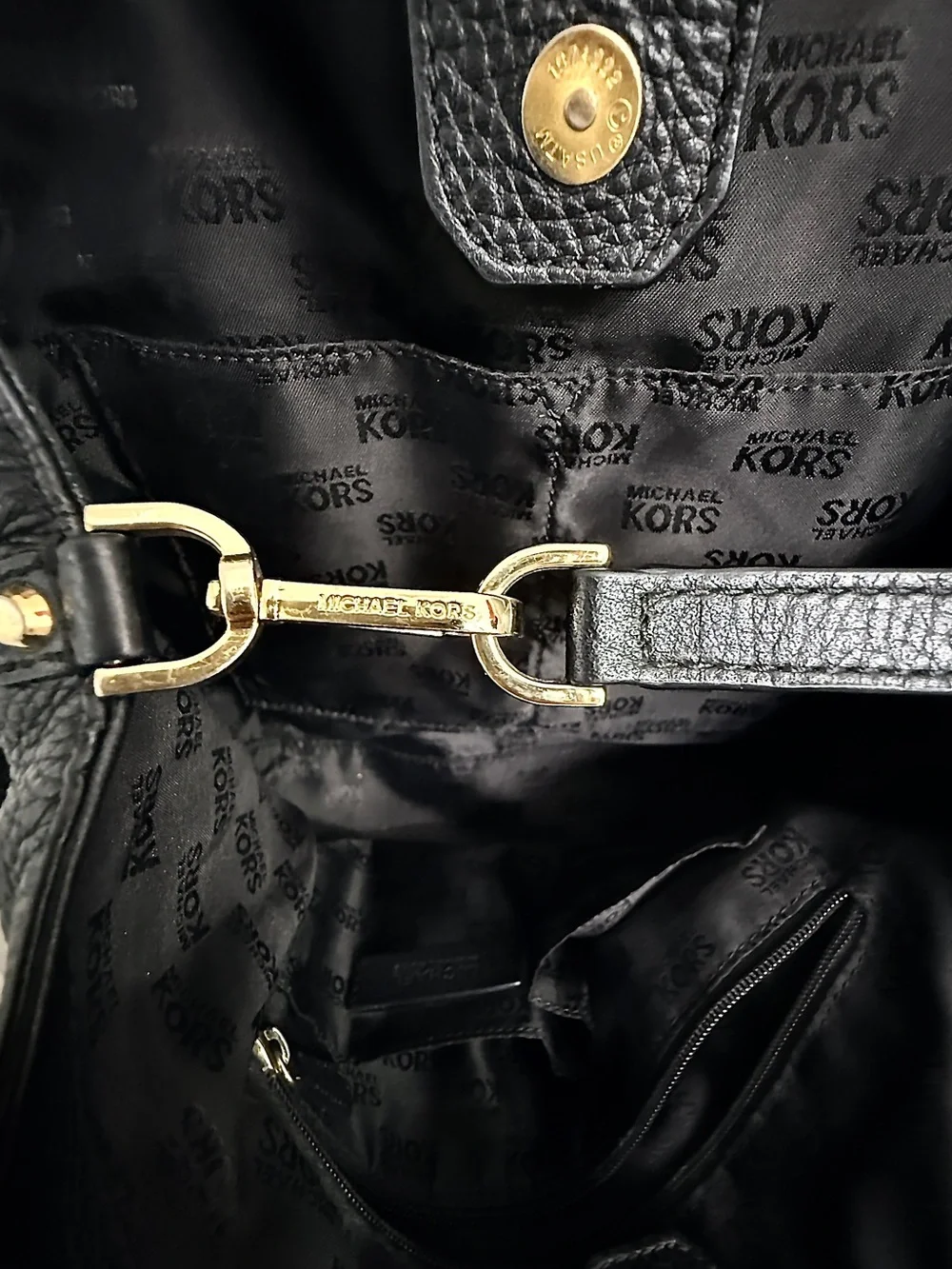 Vintage Y2K Michael Kors Black Pebbled Leather Large Hobo with Tassel Charm